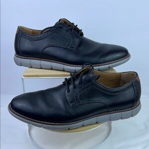 JOHNSTON & MURPHY - Men's Dress Shoes Genuine Leather, Sz 11